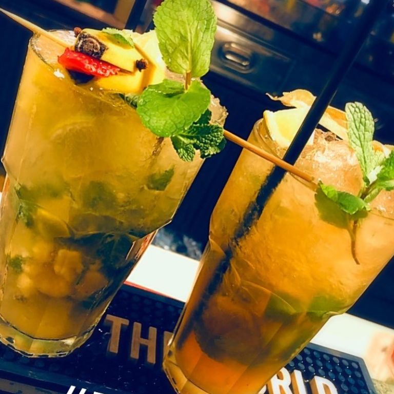 Aperitivo e Afterdinner Coffee Bar Wine Bar Buns Monza