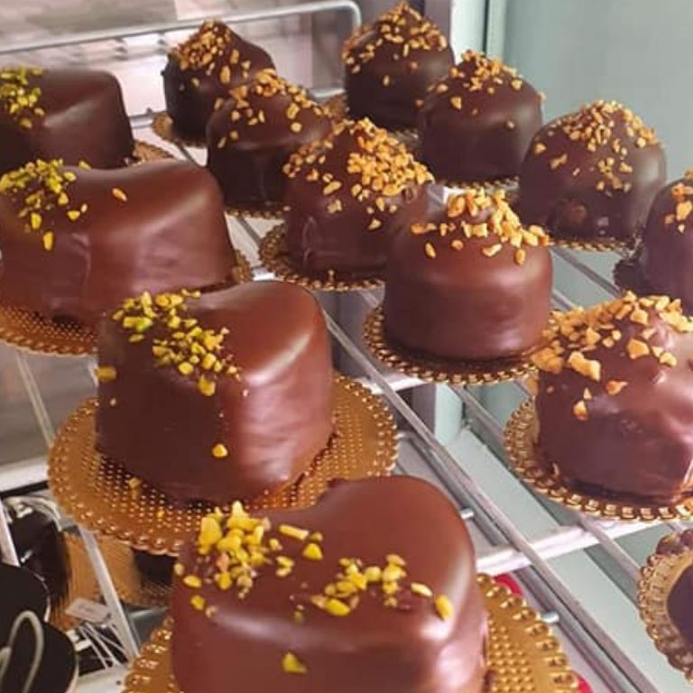 Coffee Bar Dessert and Pastry Shop Ice Cream Shop Diner Emicaffè Comiso