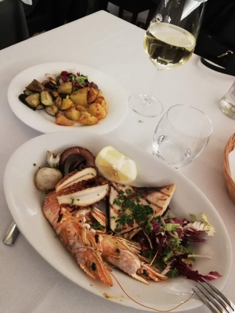 Restaurant Lamuraya Bari