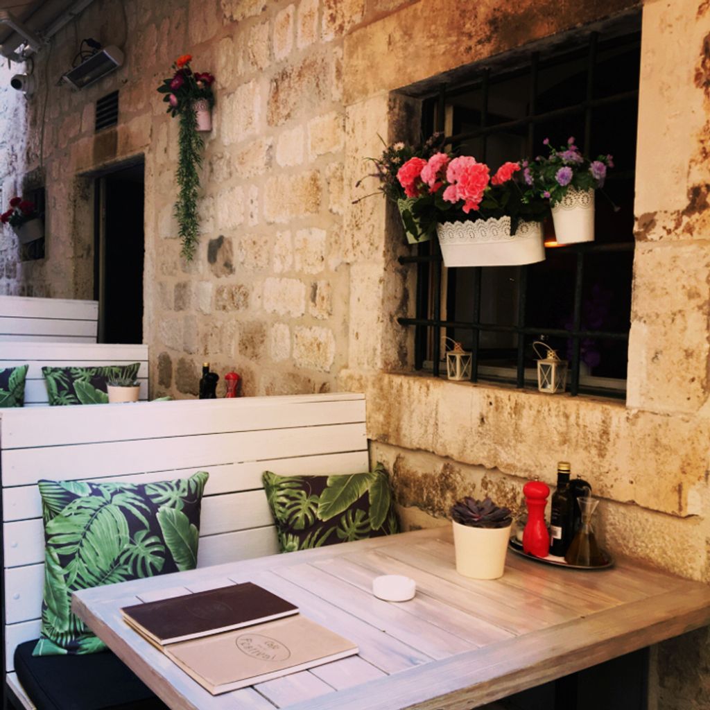 Restaurant Cafe Festival Ploče