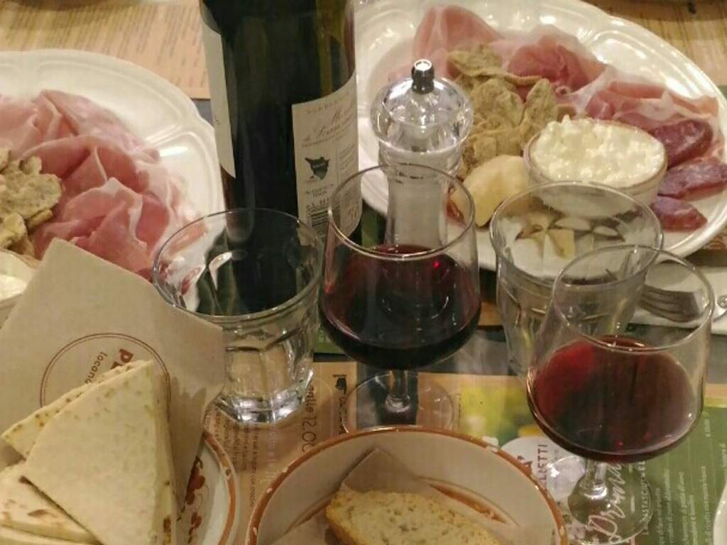 Restaurant Coffee Bar Happy Hour & After-dinner Grocery shop Ca' Pelletti Bologna