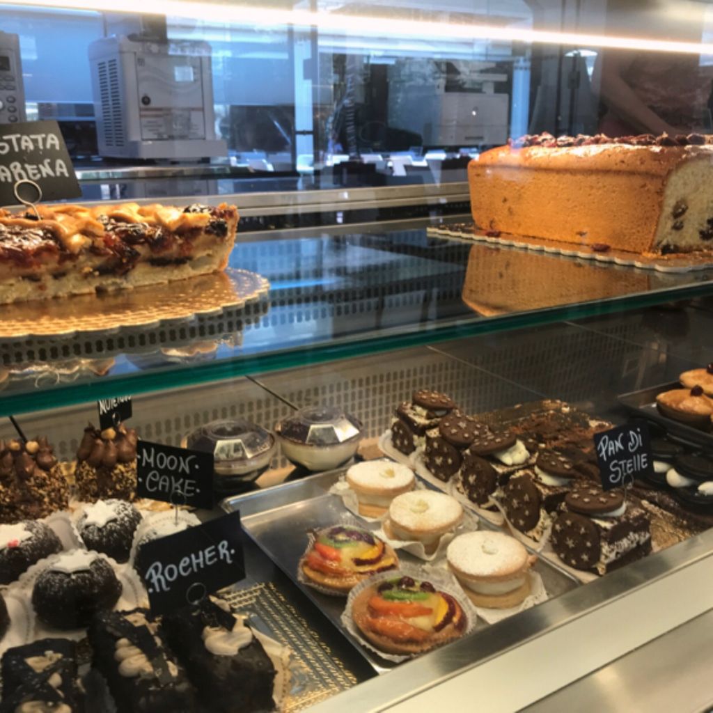 Coffee Bar Aperitivo e Afterdinner Azar Cafè Vomero