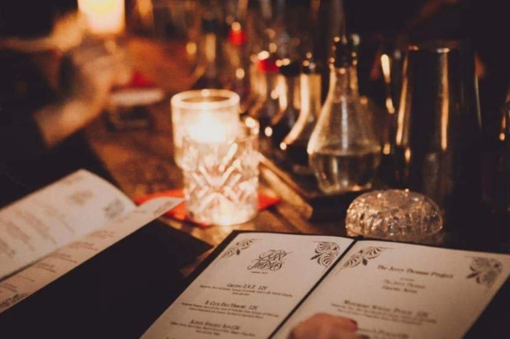 Happy Hour & After-dinner Jerry Thomas Speakeasy Regola