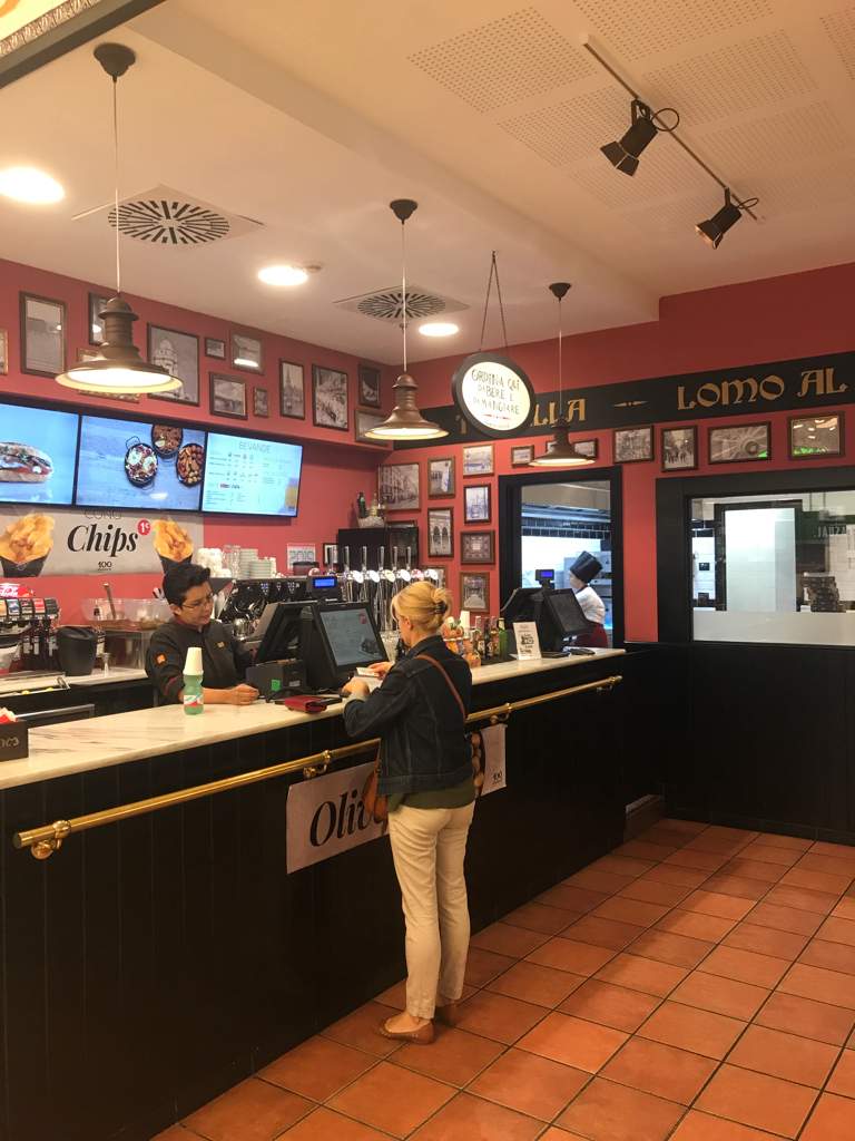 Ristorante 100 Montaditos c.c. Romaest Stazione di Salone