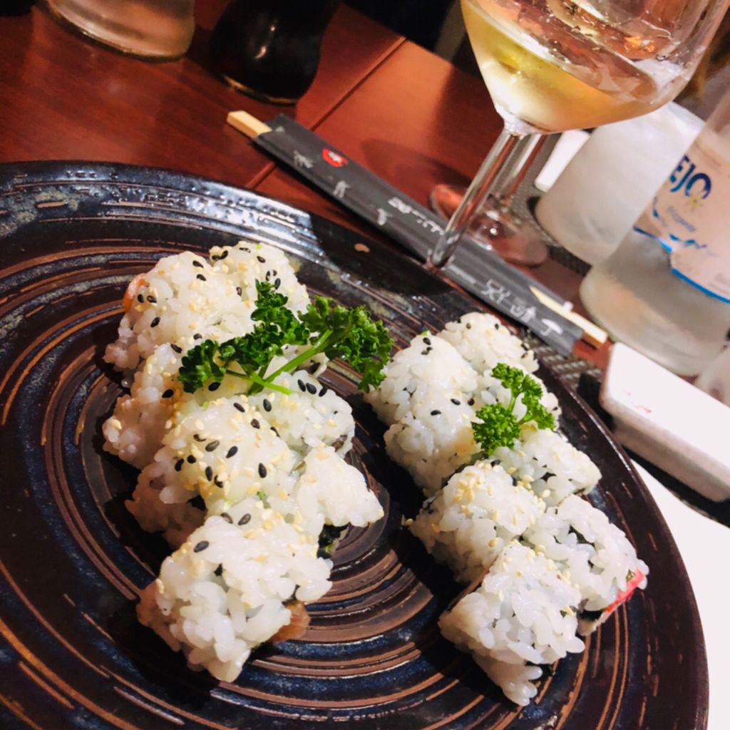 Aperitivo e Afterdinner Wine Bar Ristorante Mikaku Ristorante Giapponese Rimini