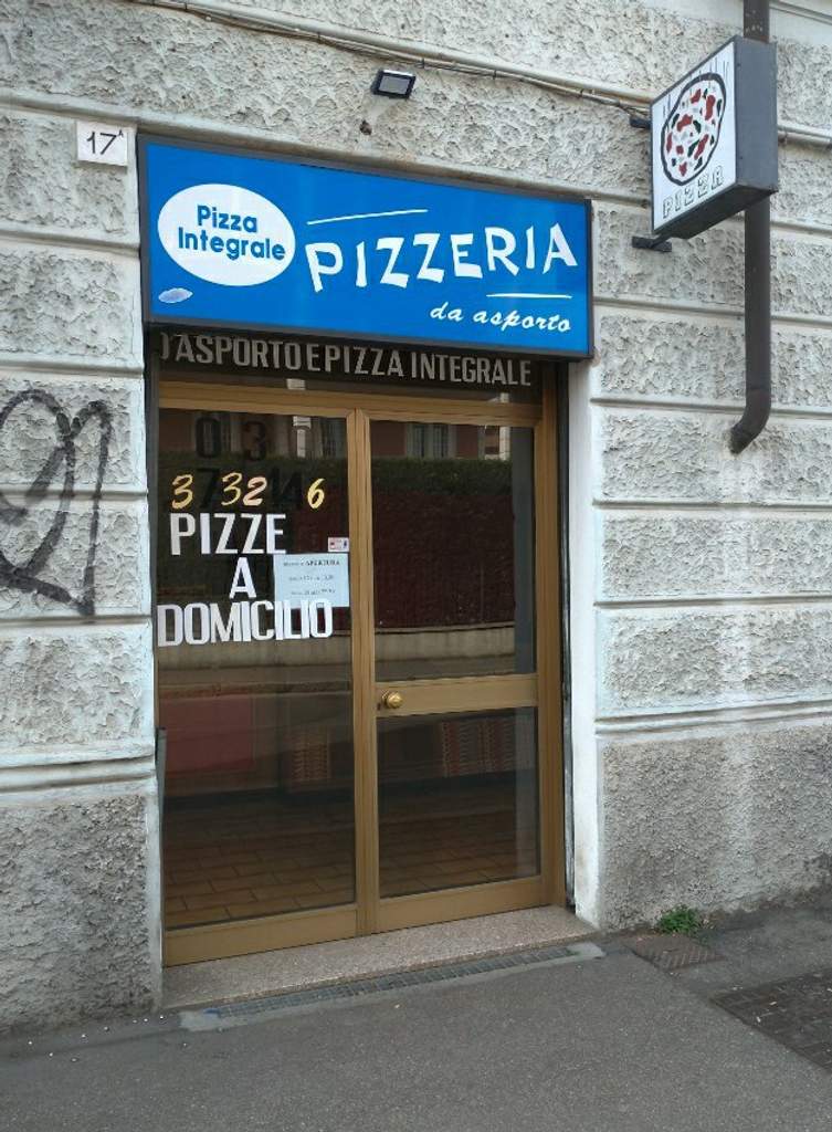 Pizza by the slice Pizza Crotte Fantasina