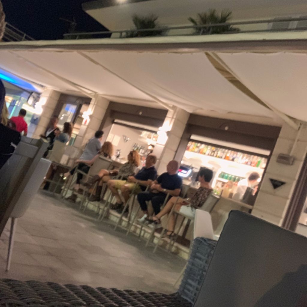 Restaurant Fanatiko snack music & co. Gronda Sud