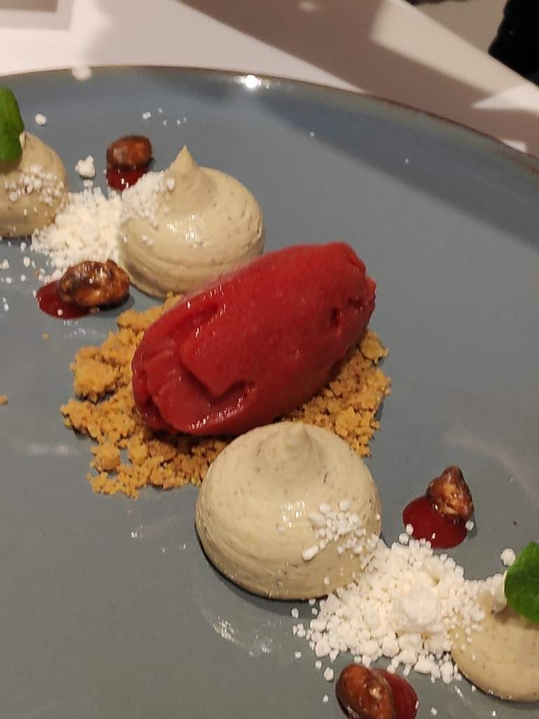 Happy Hour & After-dinner Wine Bar Manetta Piana Grande