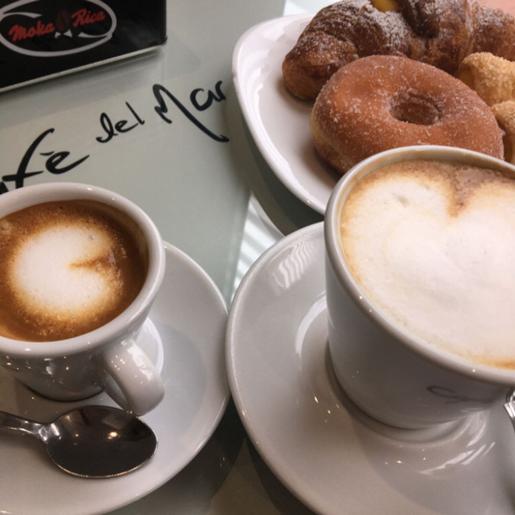 Coffee Bar Happy Hour & After-dinner Wine Bar Cafe del Mar Borgo