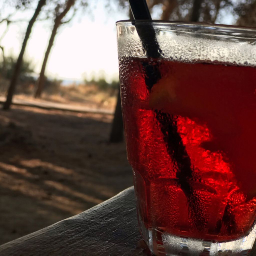 Coffee Bar Wine Bar Happy Hour & After-dinner Ice Cream Shop Sandwich Shop Avana Bar Paninoteca Rossina