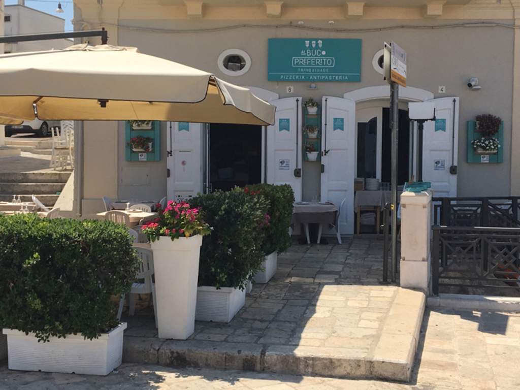 Pizza place Happy Hour & After-dinner Wine Bar Diner Al Buco Preferito Tranquillage Polignano a Mare