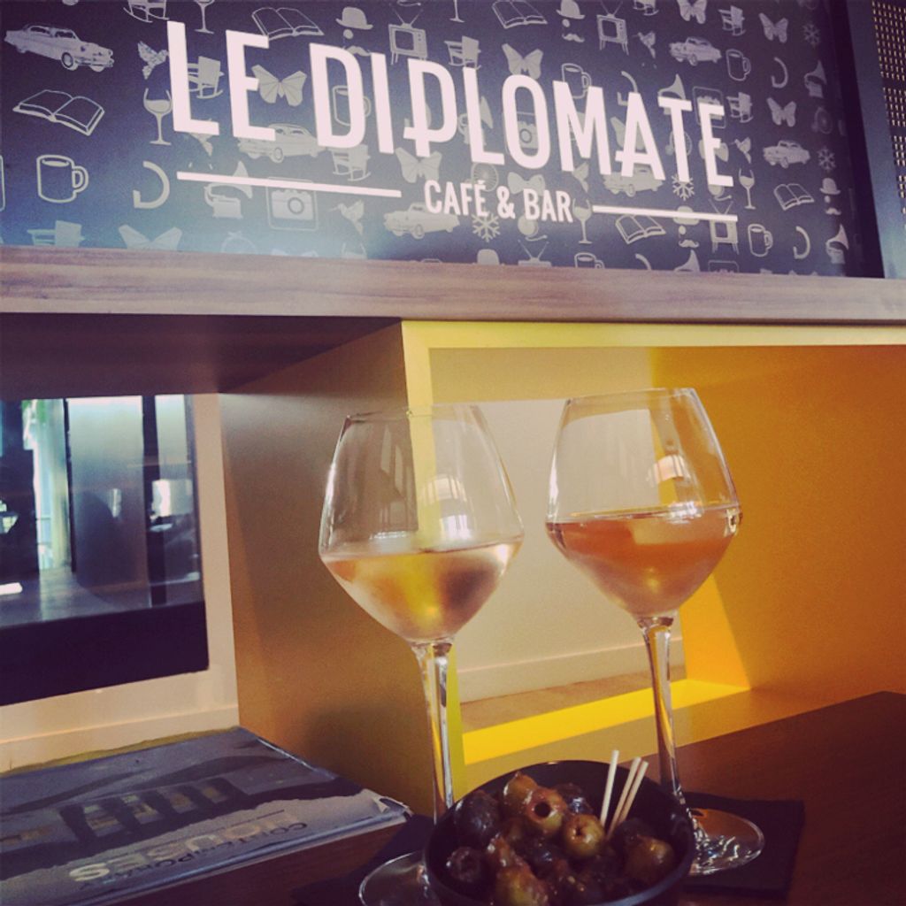 Coffee Bar Happy Hour & After-dinner Le Diplomate Serris