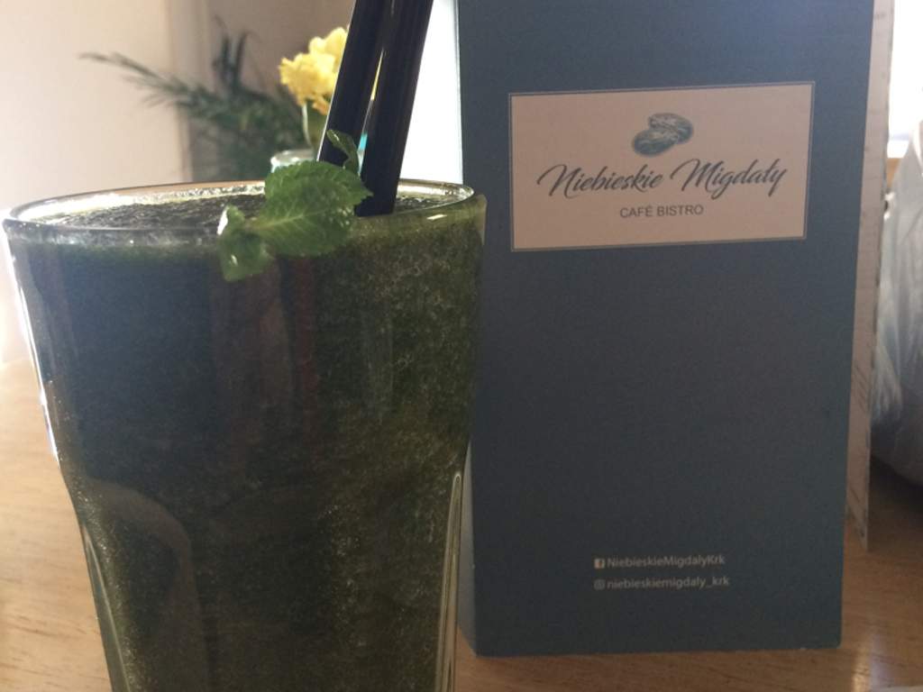 Coffee Bar Bistrot Niebieskje migdaly Cracovia