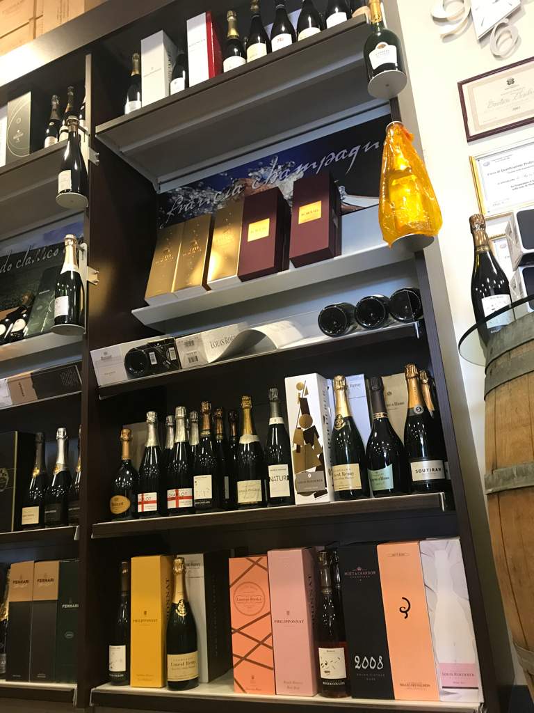 Wine shop Enoteca Oril Piediripa