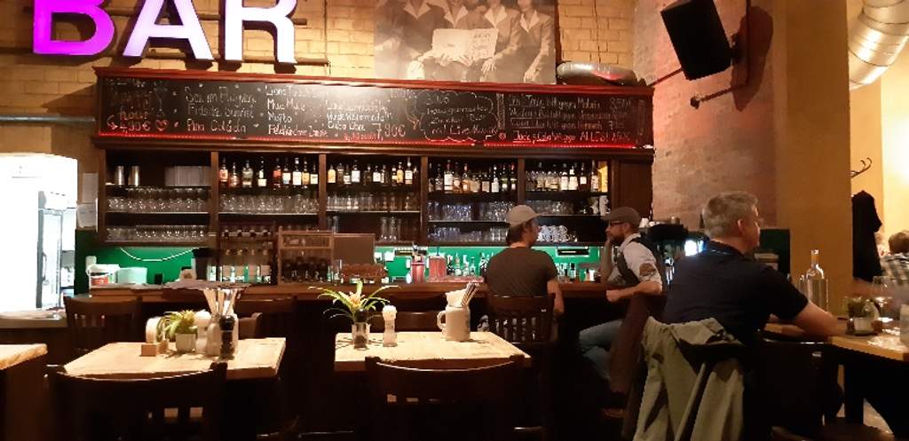 Pub Restaurant Flugwerk Feldkirchen