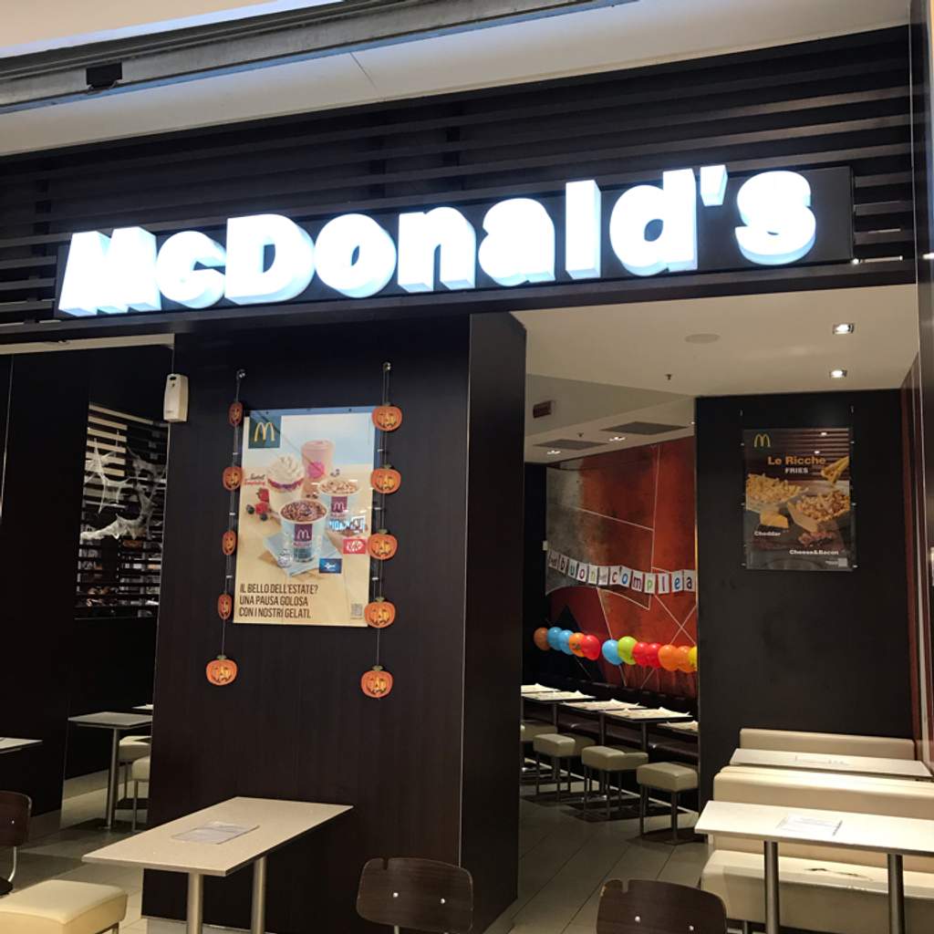 Fast Food McDonald’s Stazione di Salone