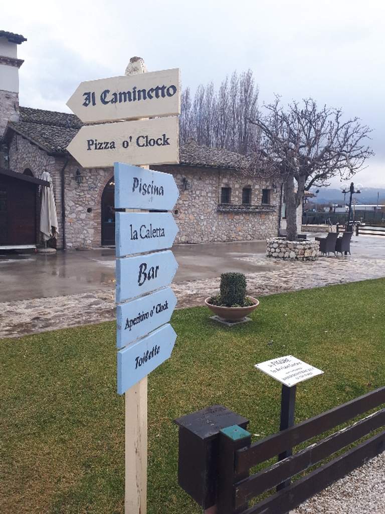 Restaurant Pizza place Il Caminetto Campello sul Clitunno