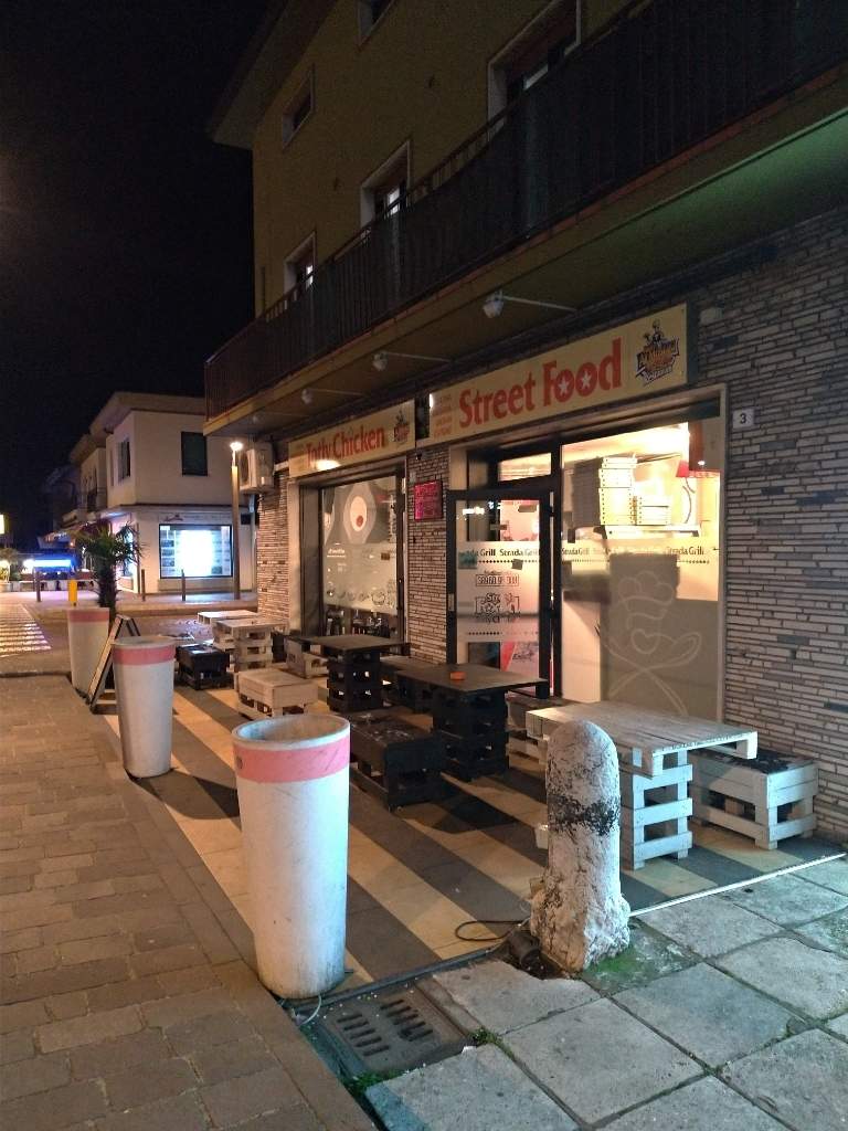 Street Food Strada Grill Palazzo