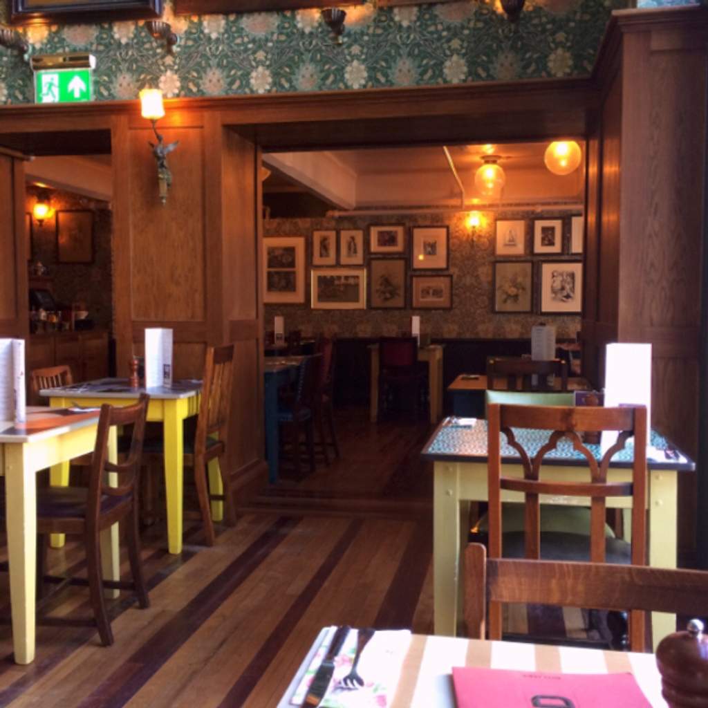 Restaurant Restaurant Happy Hour & After-dinner Cosy Club Guildford