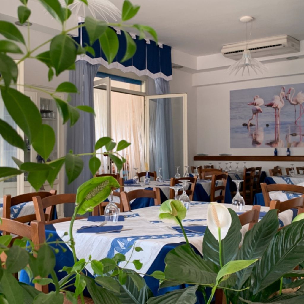 Ristorante Coffee Bar Pizzeria Miramare Torre Columena