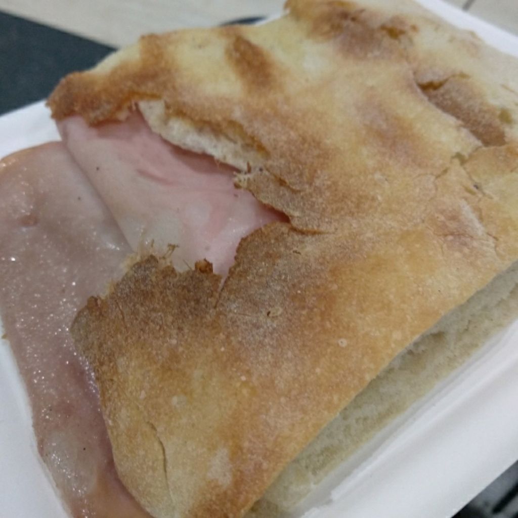 Pizzeria Pausa pranzo Pizzeria al taglio Farinella ristorante e pizza napoletana Fiumicino