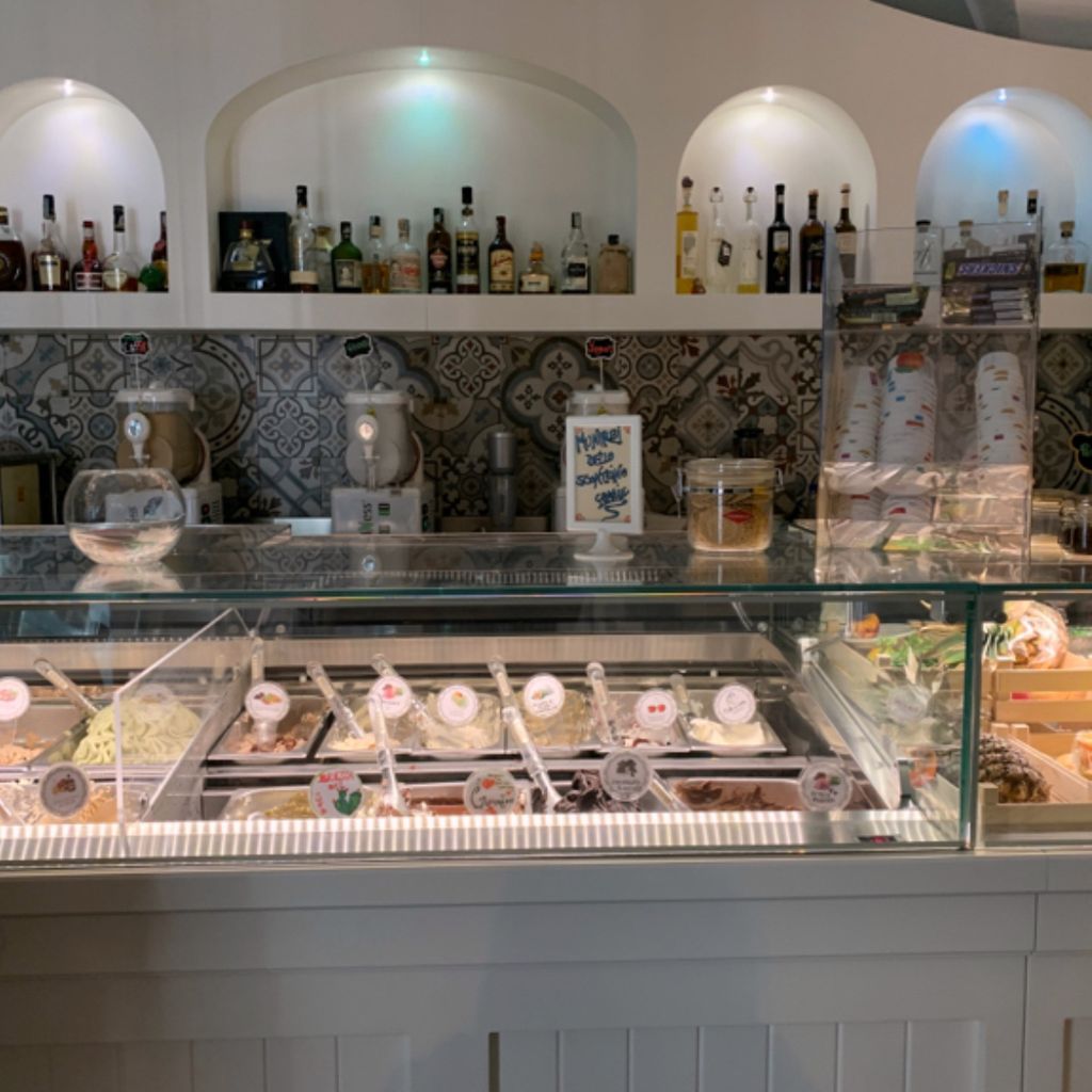 Ice Cream Shop Coffee Bar Borgo Antico Manduria