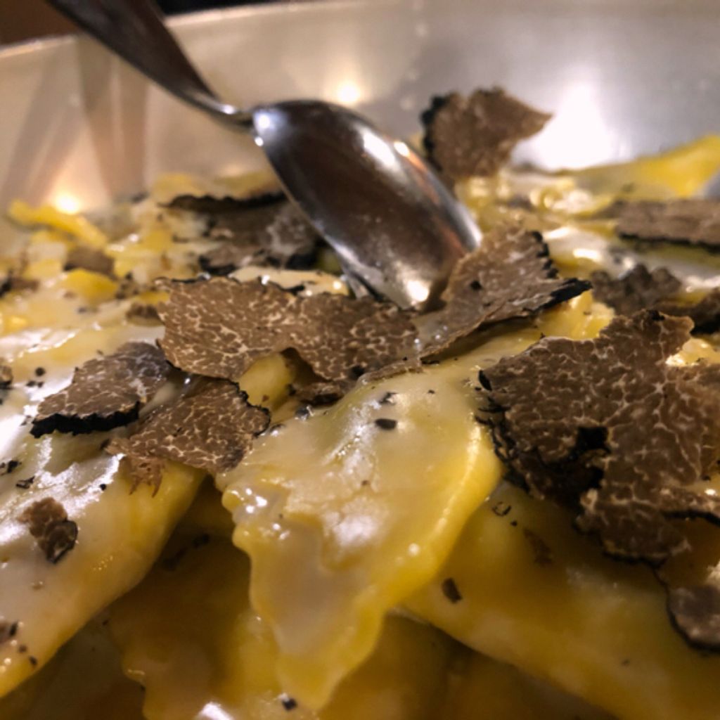 Tavern Osteria Battibecco Cevolabbate