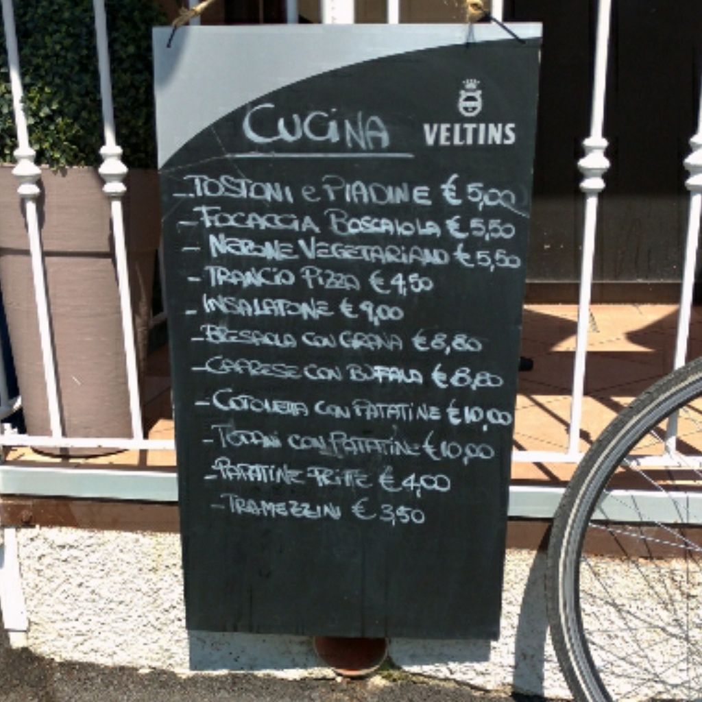 Happy Hour & After-dinner Diner White Bar Solarolo