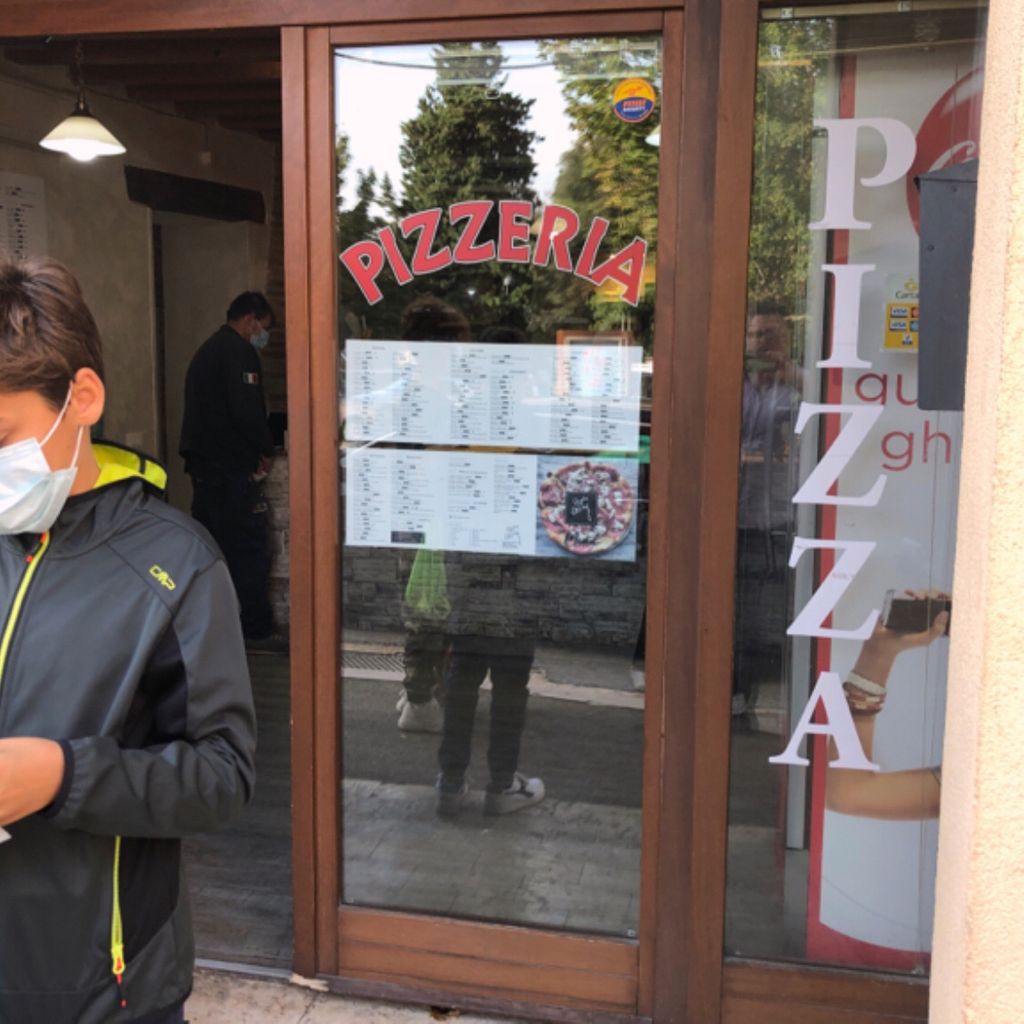 Pizza by the slice Pizzeria dell’angolo Fabriano