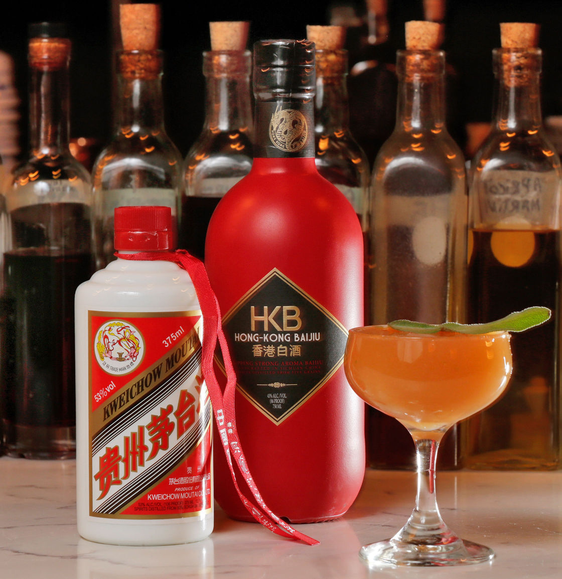 Un cocktail preparato con una delle maggiori marche di Baijiu al mondo: il Maotai e l' HKB - foodiestrip