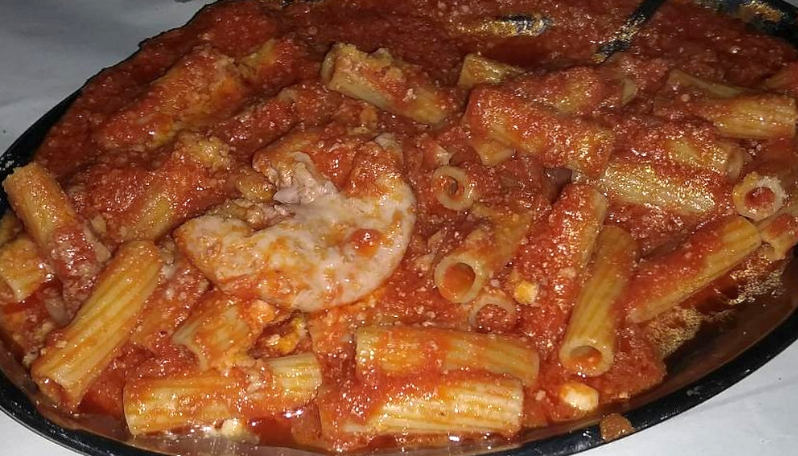 Rigatoni con pajata - piatti tipici romani ROMA: ITINERARI, GASTRONOMIA E TRADIZIONE – PARTE 1^